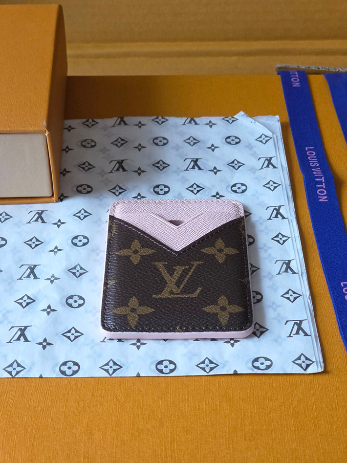 最高級ルイヴィトンスーパーコピー lv ポルト カルト・マグネット MagSafe ローズ コンフェッティ M28319 ヴィトン iphone マグネット - 画像 (6)