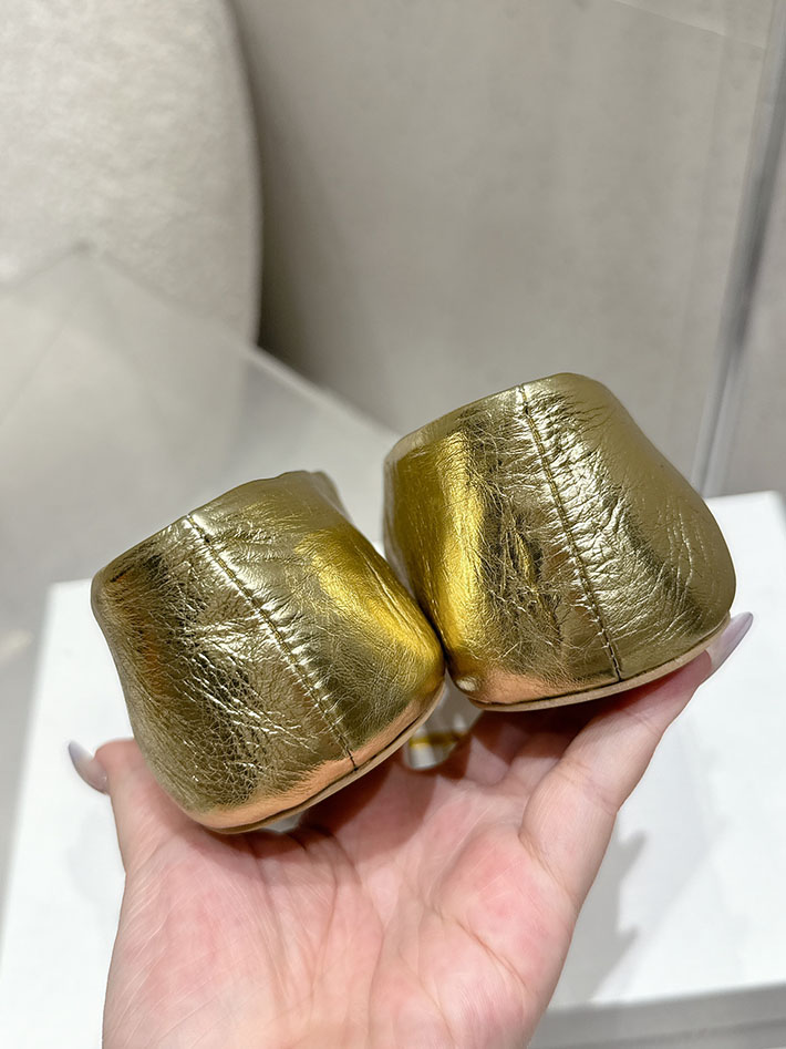 最高級ザロウスーパーコピー THE ROW Stella レザースリッパ レザー バレエフラット ゴールド F1638M39GOLD ザロウ 靴 レディース - 画像 (6)