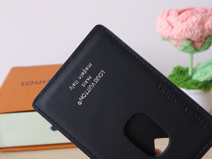 最高級ルイヴィトンスーパーコピー lv ポルト カルト・マグネット MagSafe モノグラム M13185 ヴィトン スマホ カードケース - 画像 (2)