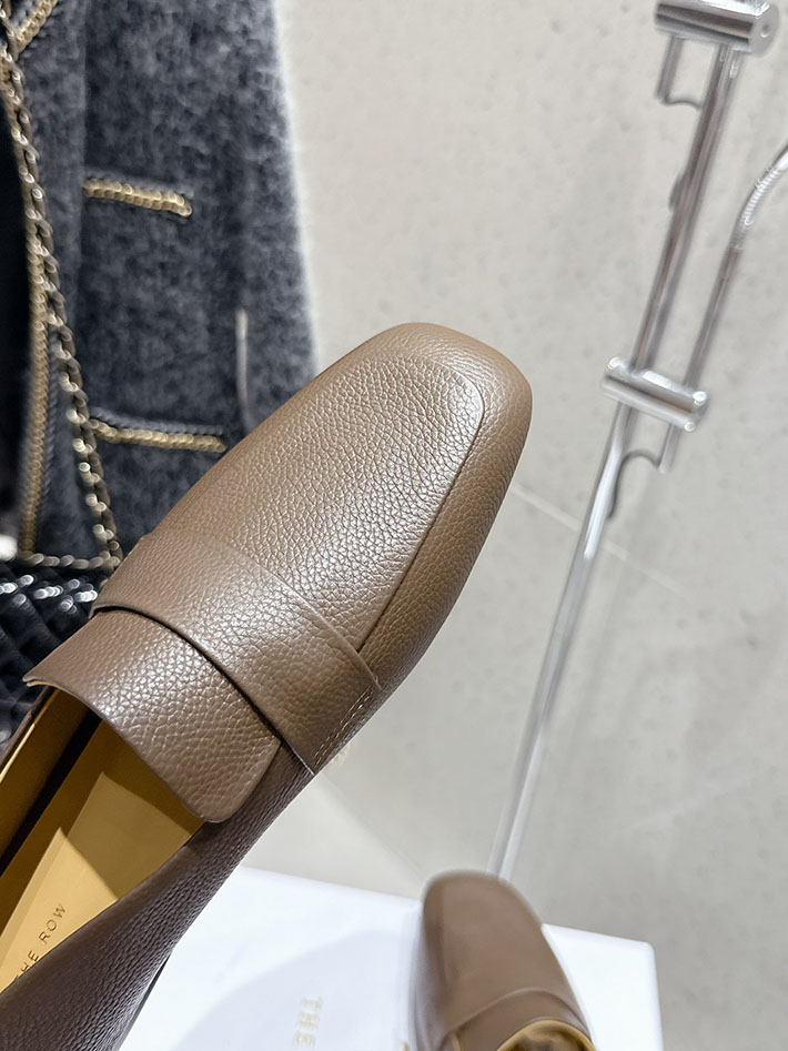 最高級ザロウスーパーコピー THE ROW Leather loafers ローファー レディース グレー 2631143 The Row ローファー レディース - 画像 (7)