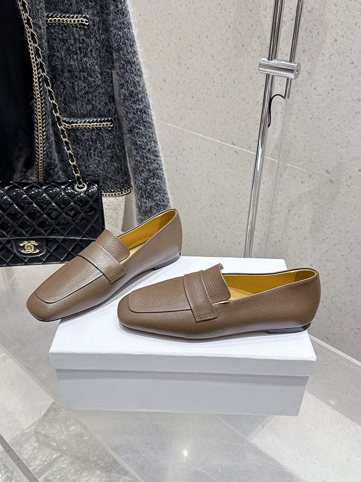 最高級ザロウスーパーコピー THE ROW Leather loafers ローファー レディース グレー 2631143 The Row ローファー レディース - 画像 (2)