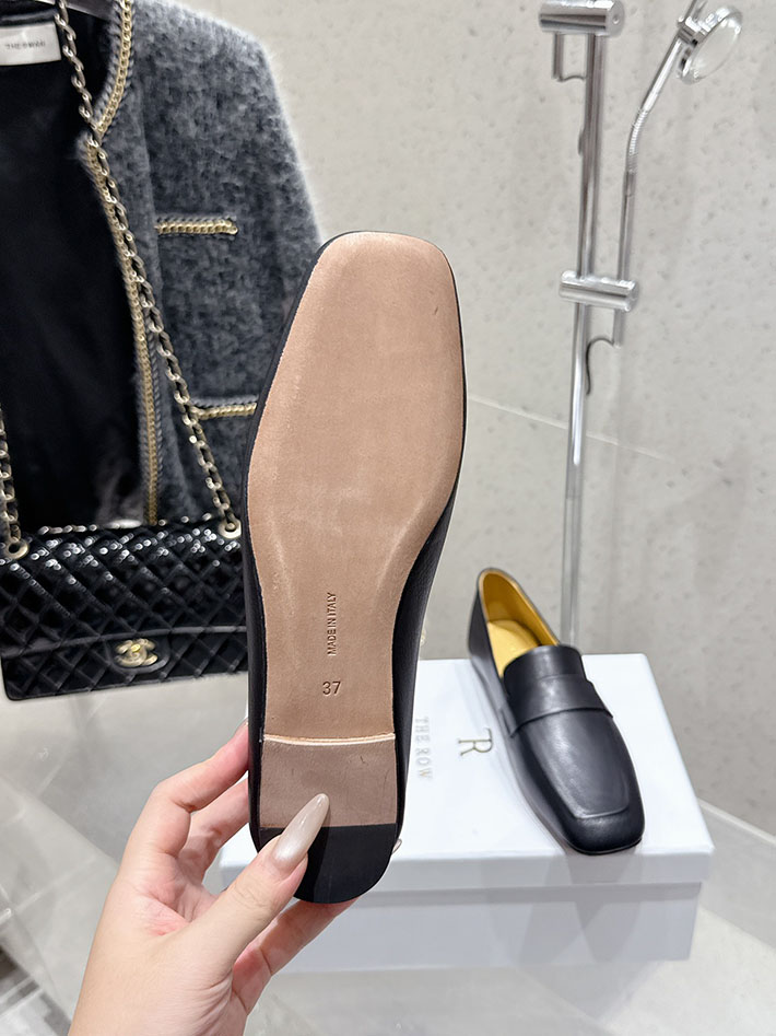 最高級ザロウスーパーコピー THE ROW Leather loafers ローファー レディース ブラック 2631144 ザロウ シューズ - 画像 (4)