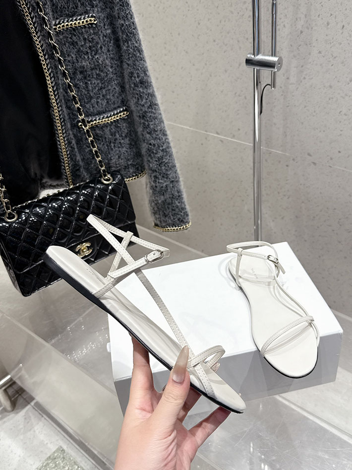 最高級ザロウスーパーコピー THE ROW Bare Sandal サンダル ナローTストラップ レディース ホワイト 2631154 ザロウ 靴 - 画像 (6)