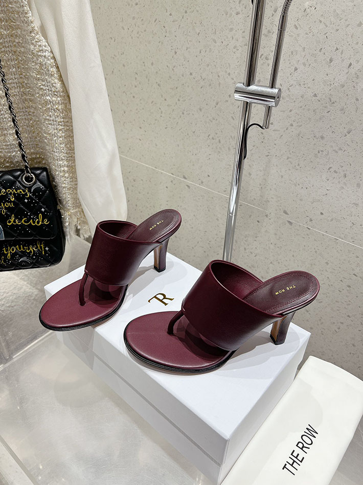 最高級ザロウスーパーコピー THE ROW サンダル SIGNUM HEEL SANDAL トングサンダル ワインレッド 2631161 THE ROW 店舗 東京 - 画像 (9)
