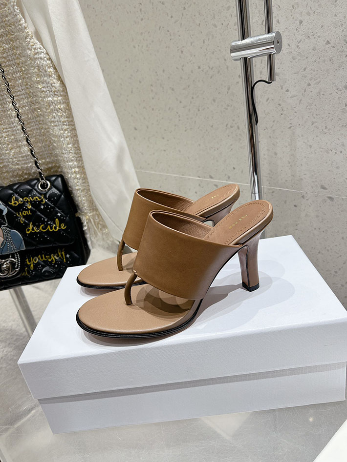 最高級ザロウスーパーコピー THE ROW サンダル SIGNUM HEEL SANDAL トングサンダル ブラウン 2631162 The Row 店舗 海外 - 画像 (7)