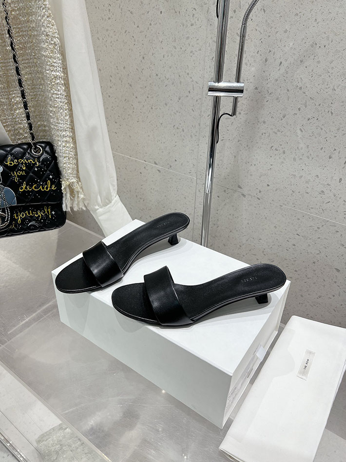 最高級ザロウスーパーコピー THE ROW フラットサンダル Chocolate Flat チョコレート フラット ブラック 2631176 The Row 靴 - 画像 (9)