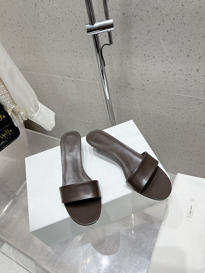最高級ザロウスーパーコピー THE ROW フラットサンダル Chocolate Flat チョコレート フラット ブラウン 2631177 The Row サンダル - 画像 (8)