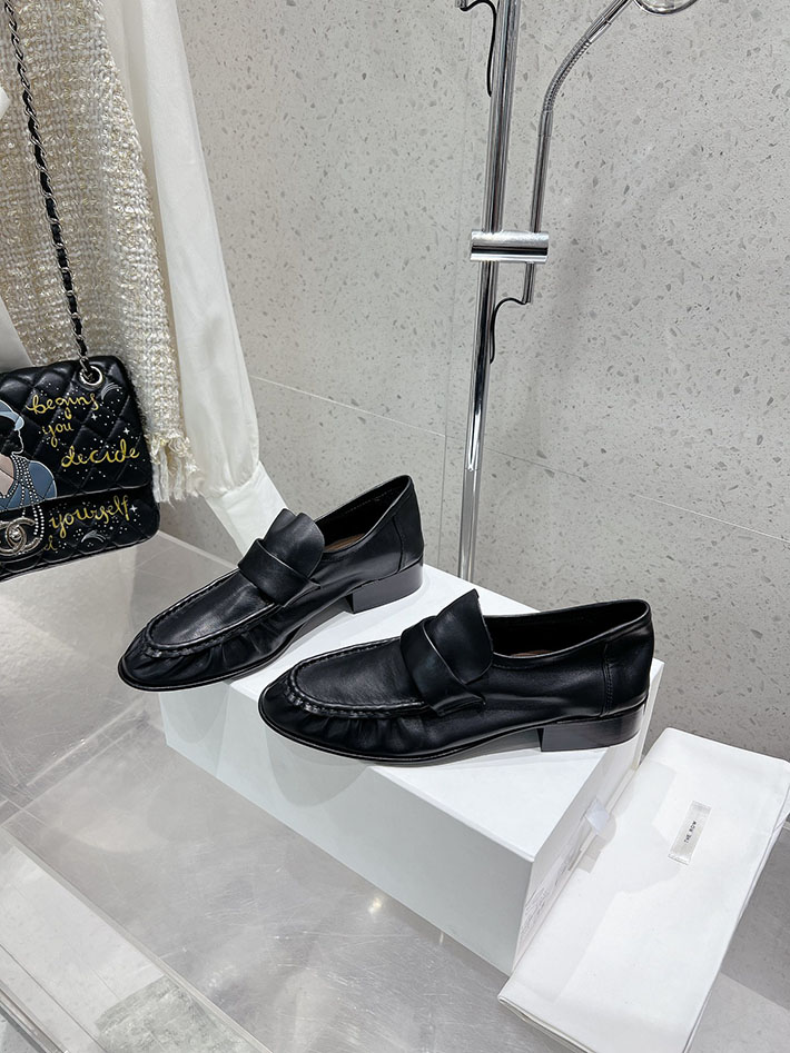 最高級ザロウスーパーコピー THE ROW Soft Loafer ナッパレザー ローファー シューズ 靴 ブラック 2631186 The Row 靴 - 画像 (9)
