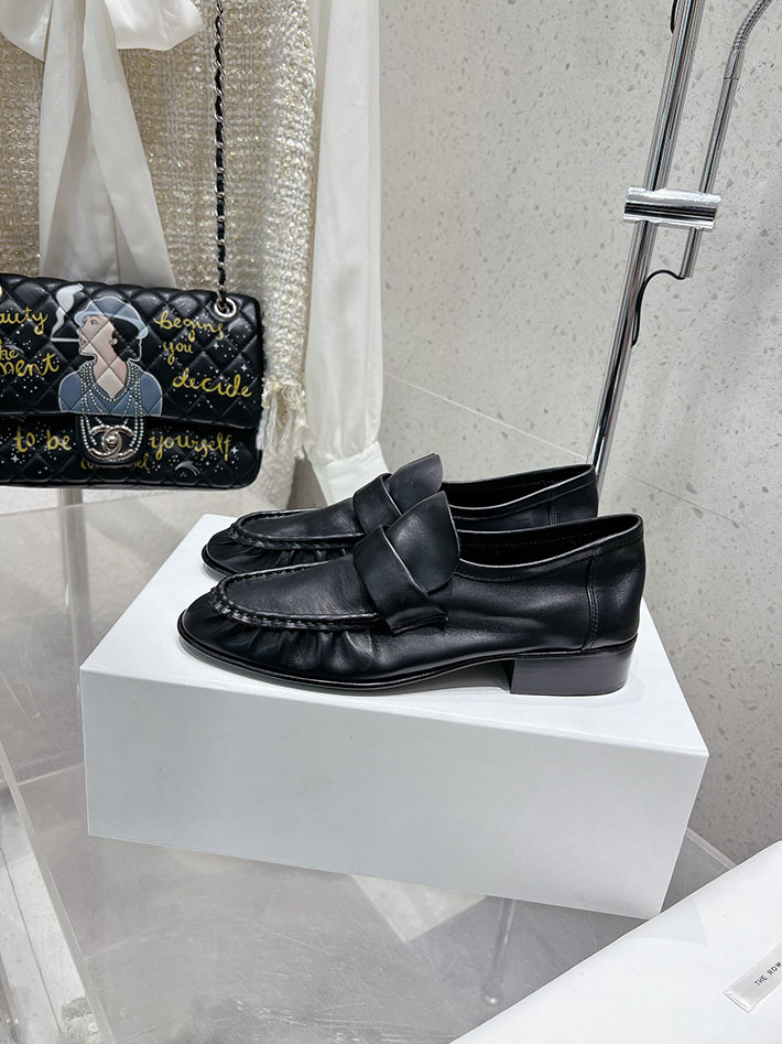 最高級ザロウスーパーコピー THE ROW Soft Loafer ナッパレザー ローファー シューズ 靴 ブラック 2631186 The Row 靴 - 画像 (7)