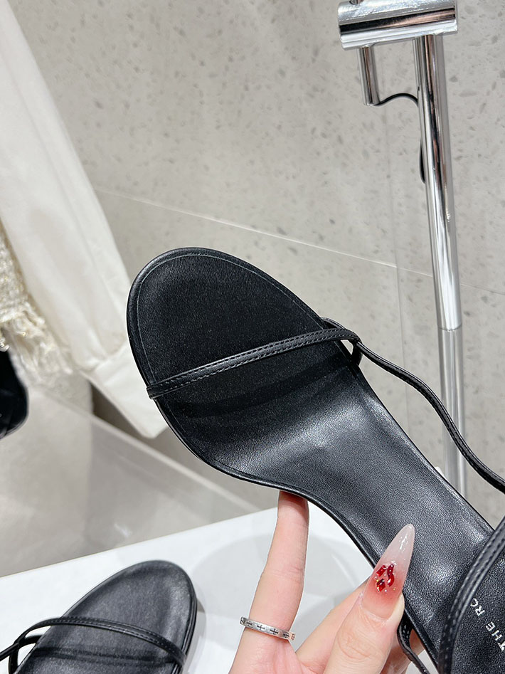 最高級ザロウスーパーコピー THE ROW ヒールサンダル BARE SANDAL ベア レディース 靴 ブラック 2631191 The Row ヒールサンダル - 画像 (3)