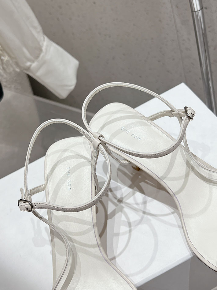 最高級ザロウスーパーコピー THE ROW ヒールサンダル BARE SANDAL ベア レディース 靴 ホワイト 2631194 ザロウ 店舗 大阪 - 画像 (5)