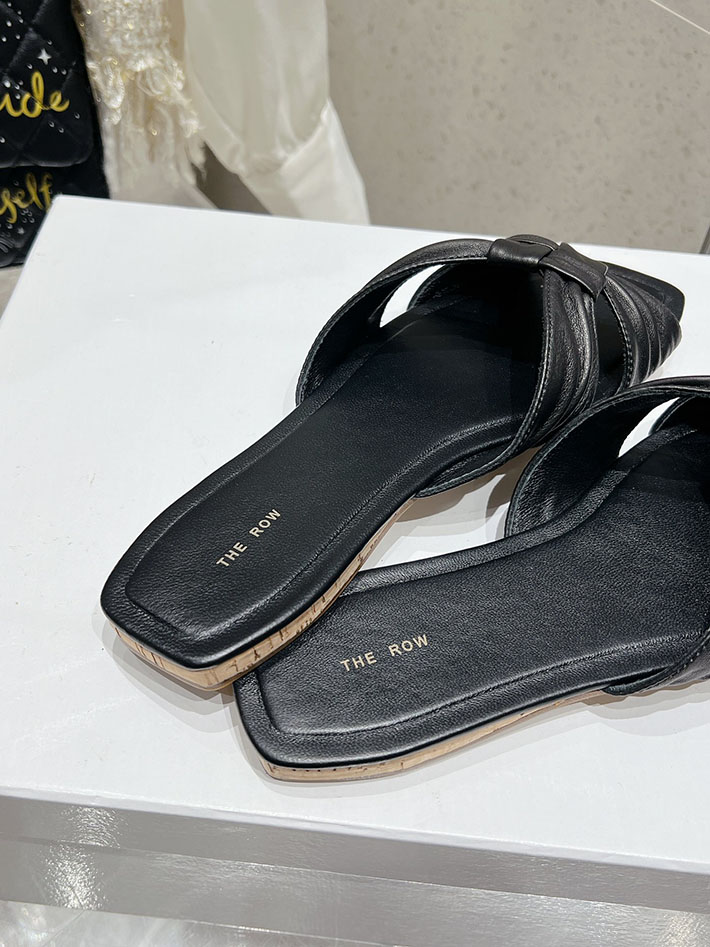 最高級ザロウスーパーコピー THE ROW Soft Knot サンダル レディース 靴 ミュール 人気 ブラック 2631195 THE ROW アウトレット 店舗 - 画像 (5)