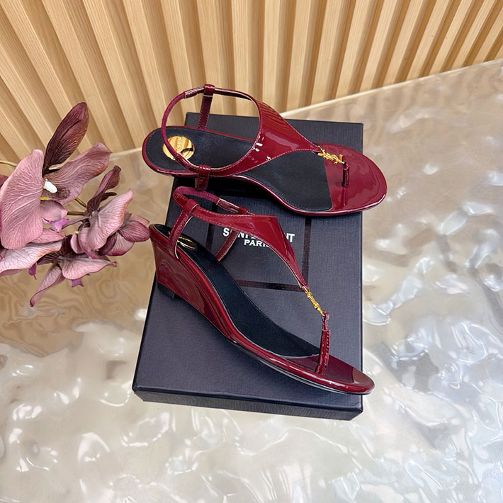 最高級サンローランスーパーコピー Saint Laurent カサンドラ サンダル スムースレザー レッド 2631204 サン ローラン サンダル レディース - 画像 (9)
