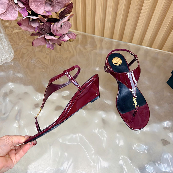 最高級サンローランスーパーコピー Saint Laurent カサンドラ サンダル スムースレザー レッド 2631204 サン ローラン サンダル レディース - 画像 (4)