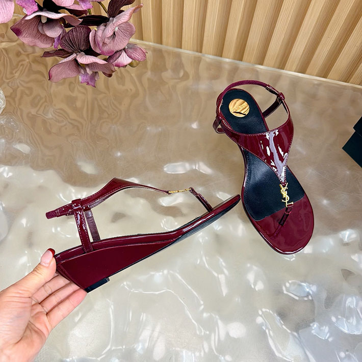最高級サンローランスーパーコピー Saint Laurent カサンドラ サンダル スムースレザー レッド 2631204 サン ローラン サンダル レディース - 画像 (3)