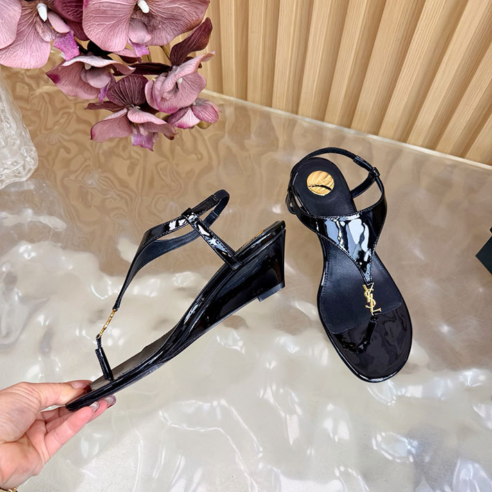 最高級サンローランスーパーコピー Saint Laurent カサンドラ サンダル スムースレザー ブラック 2631205 サン ローラン サンダル アウトレット - 画像 (6)