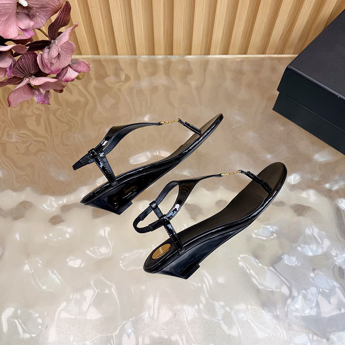 最高級サンローランスーパーコピー Saint Laurent カサンドラ サンダル スムースレザー ブラック 2631205 サン ローラン サンダル アウトレット - 画像 (4)
