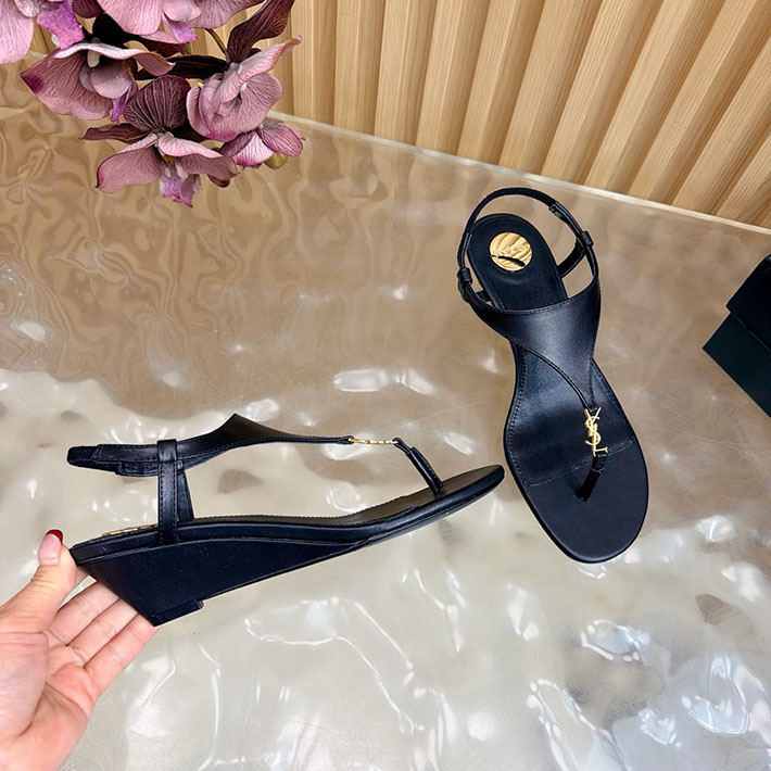 最高級サンローランスーパーコピー Saint Laurent カサンドラ サンダル スムースレザー ブラック 2631208 サン ローラン アウトレット 三田 - 画像 (4)