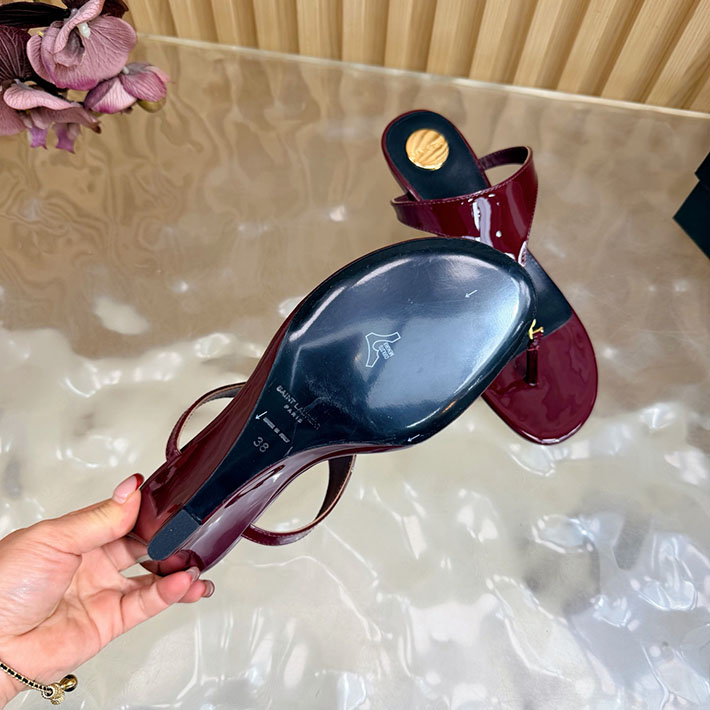 最高級サンローランスーパーコピー Saint Laurent エナメルウェッジサンダル スムースレザー レッド 2631209 サン ローラン アウトレット 三田 - 画像 (2)