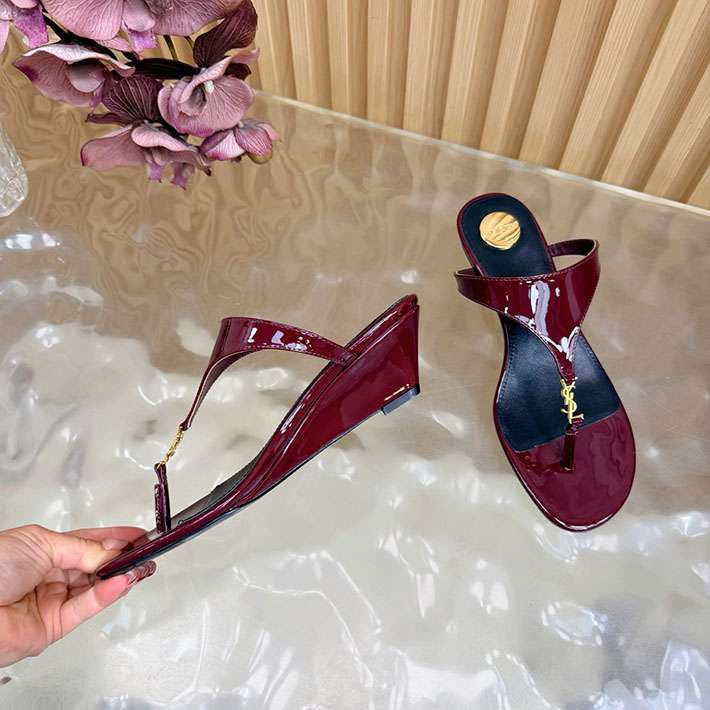最高級サンローランスーパーコピー Saint Laurent エナメルウェッジサンダル スムースレザー レッド 2631209 サン ローラン アウトレット 三田 - 画像 (6)