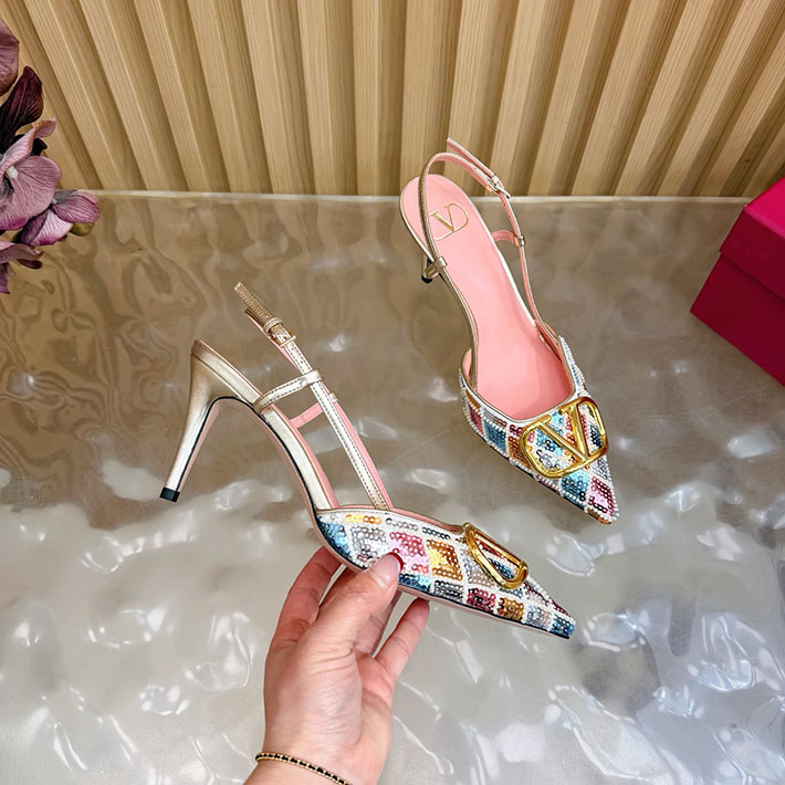 最高級ヴァレンティノスーパーコピー VALENTINO Vロゴ シグネチャー チェリフィックエンブロイダリー 2631220 ヴァレンティノ サンダル レディース - 画像 (5)