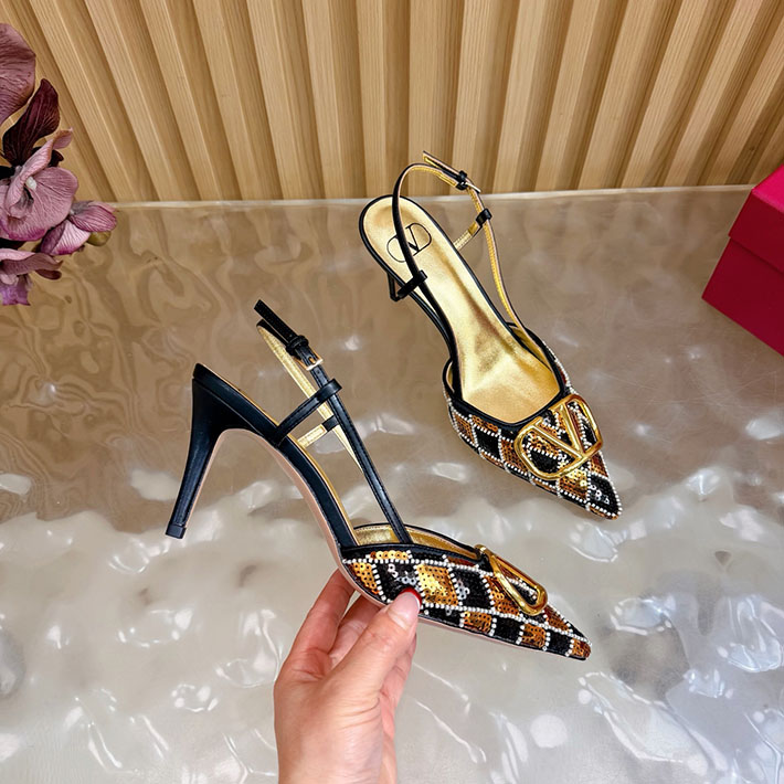 最高級ヴァレンティノスーパーコピー VALENTINO Vロゴ シグネチャー チェリフィックエンブロイダリー 2631221 ヴァレンティノ サンダル アウトレット - 画像 (3)