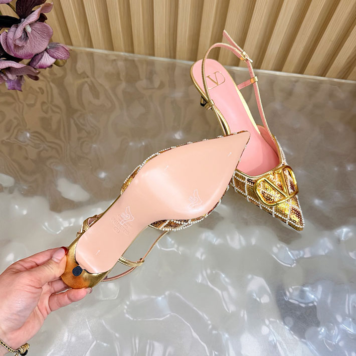 最高級ヴァレンティノスーパーコピー VALENTINO Vロゴ シグネチャー チェリフィックエンブロイダリー 2631222 ヴァレンティノ 靴 レディース - 画像 (2)