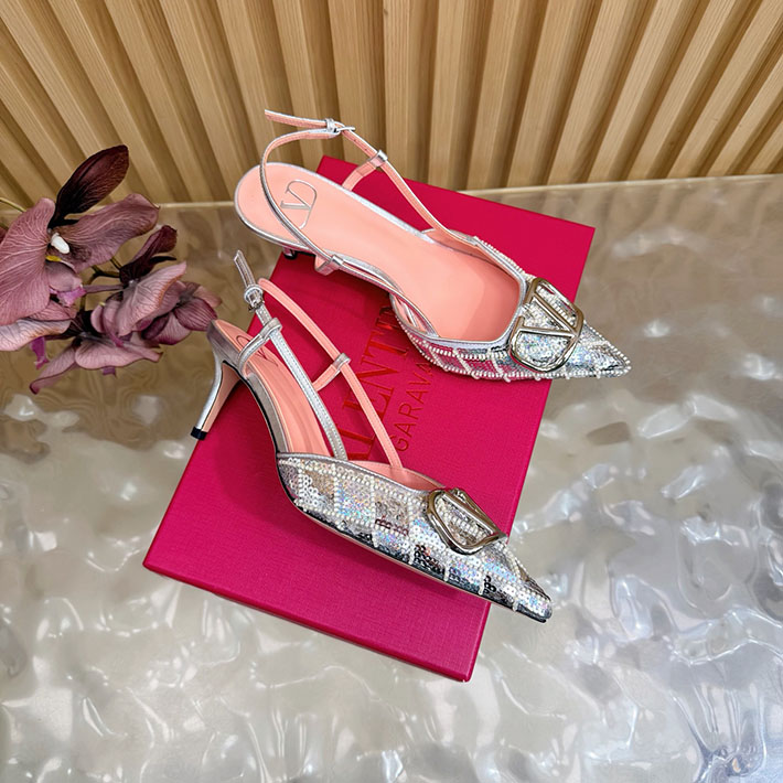 最高級ヴァレンティノスーパーコピー VALENTINO Vロゴ シグネチャー チェリフィックエンブロイダリー 2631223 ヴァレンティノ 靴 アウトレット - 画像 (12)