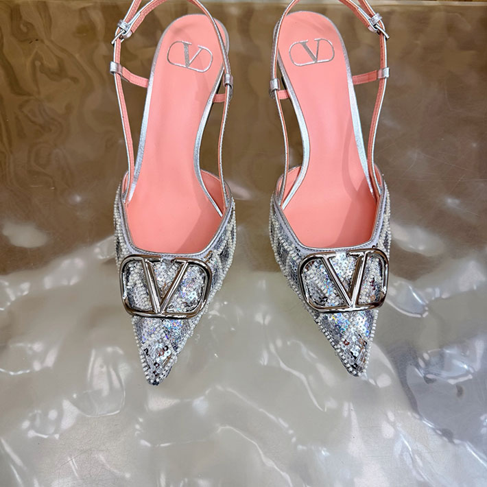 最高級ヴァレンティノスーパーコピー VALENTINO Vロゴ シグネチャー チェリフィックエンブロイダリー 2631223 ヴァレンティノ 靴 アウトレット - 画像 (9)