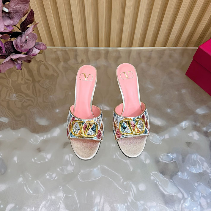 最高級ヴァレンティノスーパーコピー VALENTINO Vロゴ シグネチャー チェリフィックエンブロイダリー 2631224 ヴァレンティノ 靴 サンダル - 画像 (10)