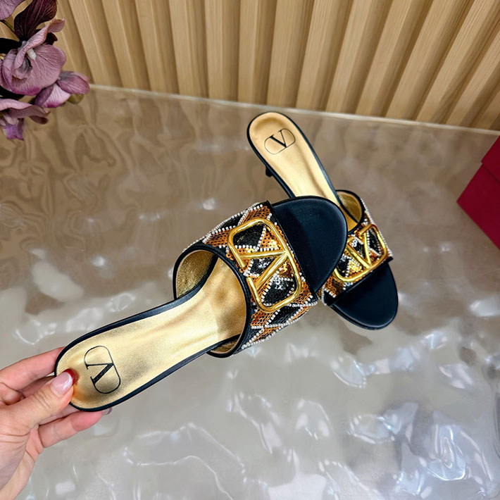 最高級ヴァレンティノスーパーコピー VALENTINO Vロゴ シグネチャー チェリフィックエンブロイダリー 2631225 ヴァレンティノ アウトレット 値段 - 画像 (4)
