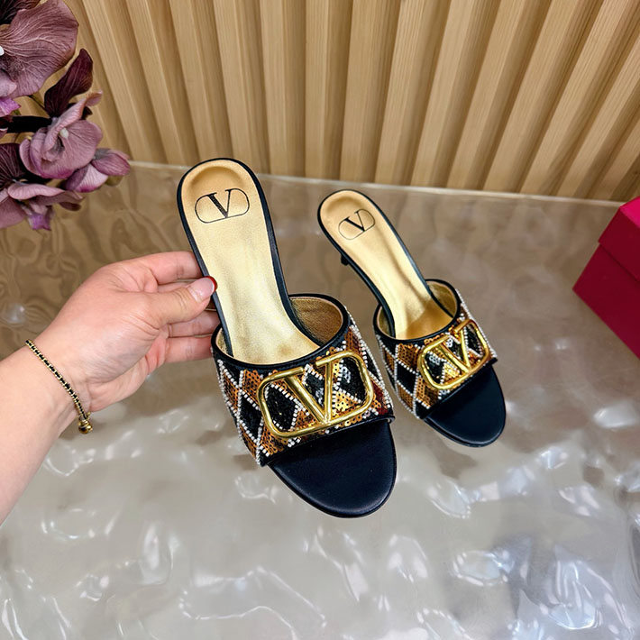 最高級ヴァレンティノスーパーコピー VALENTINO Vロゴ シグネチャー チェリフィックエンブロイダリー 2631225 ヴァレンティノ アウトレット 値段 - 画像 (3)