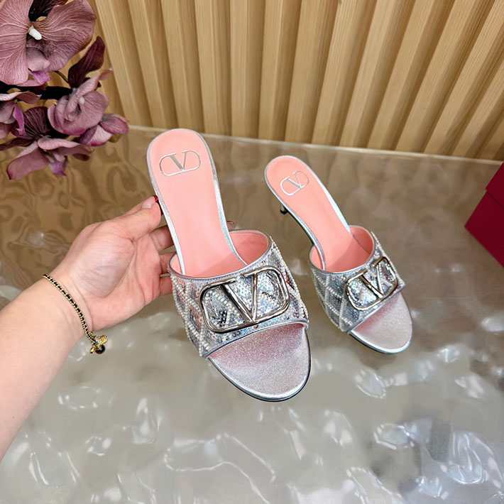 最高級ヴァレンティノスーパーコピー VALENTINO Vロゴ シグネチャー チェリフィックエンブロイダリー 2631227 ヴァレンティノ アウトレット 通販 - 画像 (2)