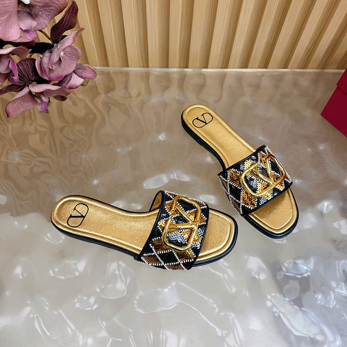 最高級ヴァレンティノスーパーコピー VALENTINO Vロゴ シグネチャー サンダル 2026新作 ゴールド 2631229 ヴァレンティノ サンダル アウトレット - 画像 (4)