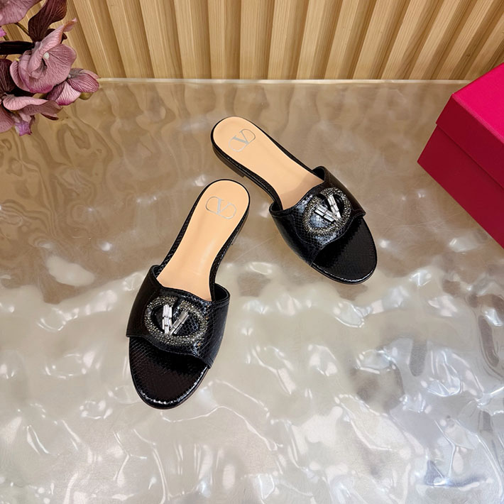 最高級ヴァレンティノスーパーコピー VALENTINO サンダル Vロゴ レディース 2026年春夏 新作 ブラック 2631232 ヴァレンティノ サンダル レディース - 画像 (6)
