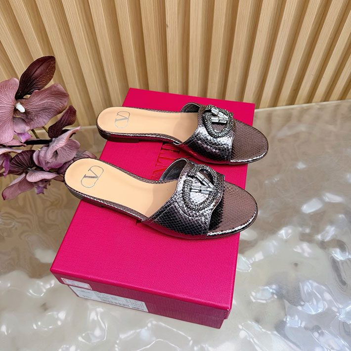 最高級ヴァレンティノスーパーコピー VALENTINO サンダル Vロゴ レディース 2026年春夏 新作 2631237 ヴァレンティノ アウトレット 値段 - 画像 (4)