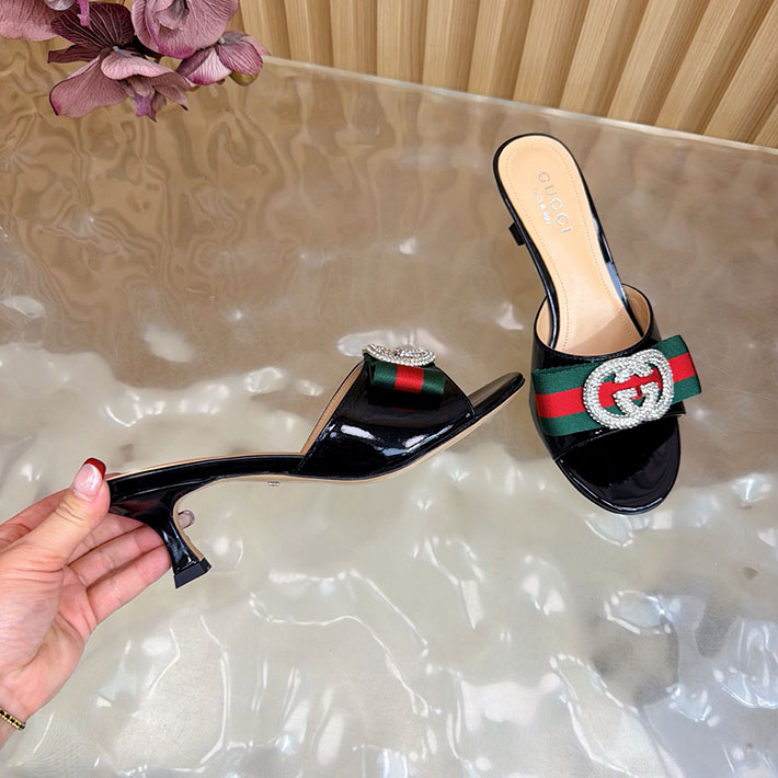 グッチ直営アウトレット店 GUCCI 2026年春夏 新作 サンダル ミュール シェリーライン ブラック 2631242 グッチ サンダル レディース - 画像 (4)