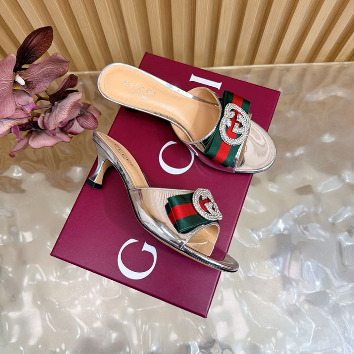 グッチ直営アウトレット店 GUCCI 2026年春夏 新作 サンダル ミュール シェリーライン シルバー 2631244 グッチ 靴 レディース - 画像 (9)