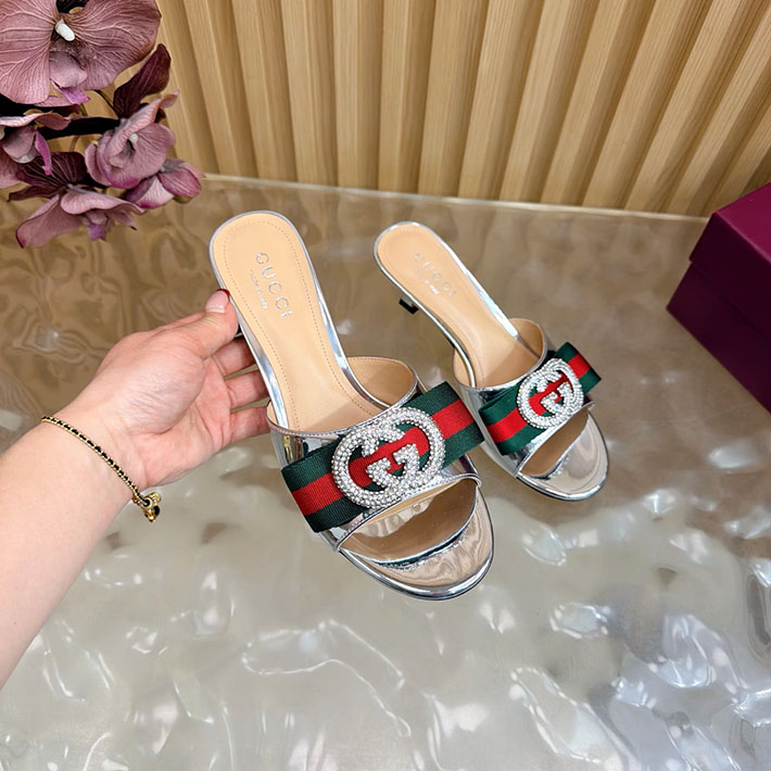 グッチ直営アウトレット店 GUCCI 2026年春夏 新作 サンダル ミュール シェリーライン シルバー 2631244 グッチ 靴 レディース - 画像 (3)