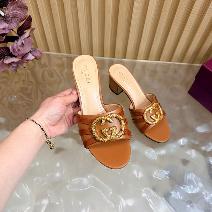 グッチ直営アウトレット店 GUCCI 2026年春夏 新作 インターロッキングG カットアウトサンダル ブラウン 2631259 グッチ サンダル レディース - 画像 (2)