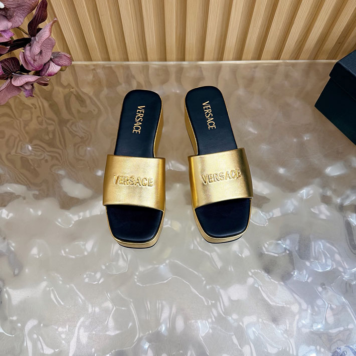 最高級ヴェルサーチェスーパーコピー VERSACE 2026年春夏 新作 Logo 60mm ミュール サンダル ゴールド 2631265 ヴェルサーチ サンダル 安い - 画像 (7)