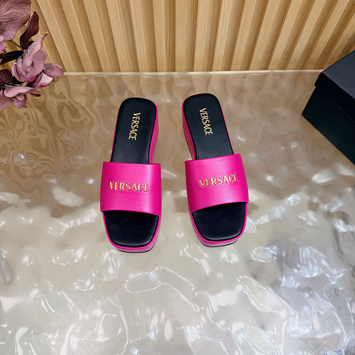 最高級ヴェルサーチェスーパーコピー VERSACE 2026年春夏 新作 Logo 60mm ミュール サンダル ローズレッド 2631272 ヴェルサーチ 靴 サンダル - 画像 (7)