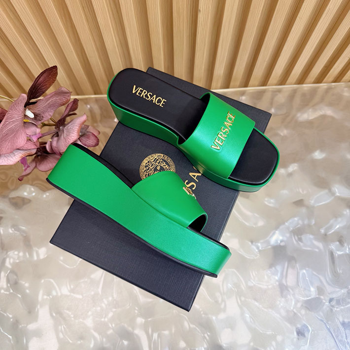 最高級ヴェルサーチェスーパーコピー VERSACE 2026年春夏 新作 Logo 60mm ミュール サンダル グリーン 2631273 ヴェルサーチ 靴 セール - 画像 (9)