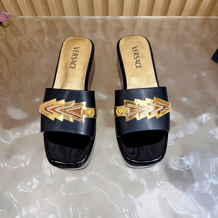最高級ヴェルサーチェスーパーコピー VERSACE ミュール サンダル レディース 2026新作 人気 ブラック 2631274 ヴェルサーチェ サンダル 新作 - 画像 (6)