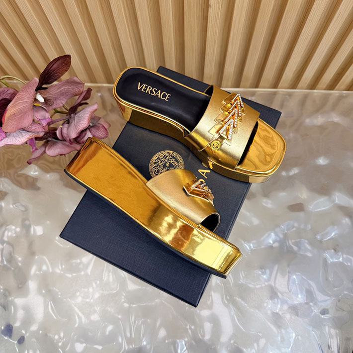 最高級ヴェルサーチェスーパーコピー VERSACE ミュール サンダル レディース 2026新作 人気 ゴールド 2631276 ヴェルサーチェ サンダル レディース - 画像 (9)