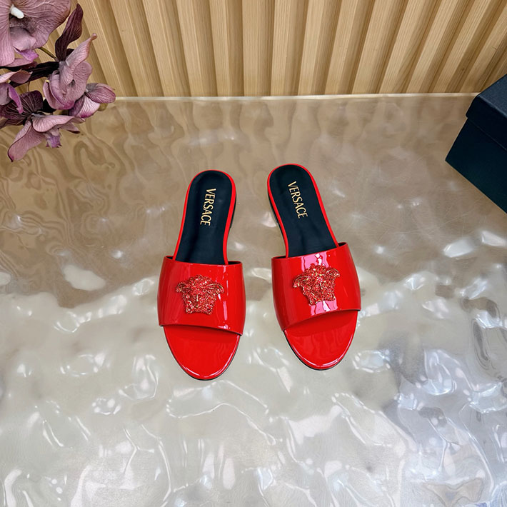 最高級ヴェルサーチェスーパーコピー VERSACE レザーサンダル 本革 2026新作 通販 レッド 2631291 ヴェルサーチ アウトレット セール - 画像 (7)
