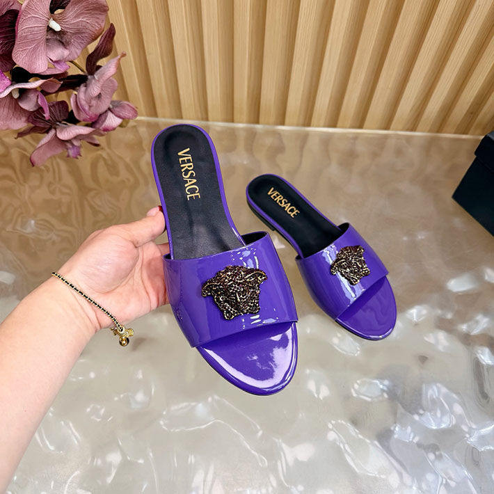 最高級ヴェルサーチェスーパーコピー VERSACE レザーサンダル 本革 2026新作 通販 バイオレット 2631292 ヴェルサーチ アウトレット 値段 - 画像 (4)