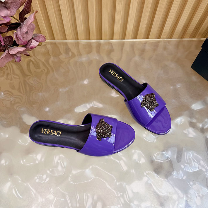 最高級ヴェルサーチェスーパーコピー VERSACE レザーサンダル 本革 2026新作 通販 バイオレット 2631292 ヴェルサーチ アウトレット 値段 - 画像 (2)
