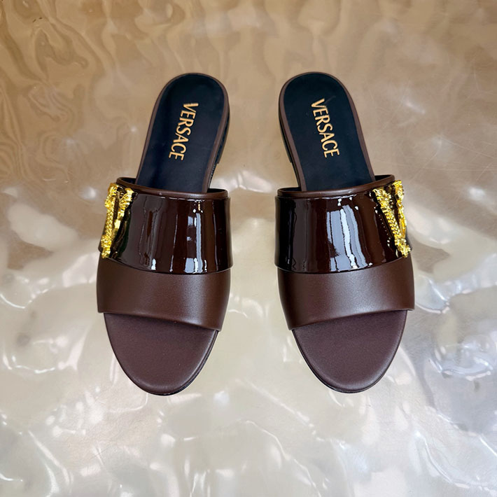 最高級ヴェルサーチェスーパーコピー VERSACE 2026年最新 特集 レディース 夏サンダル 茶色 2631296 ヴェルサーチ アウトレット 木更津 - 画像 (6)