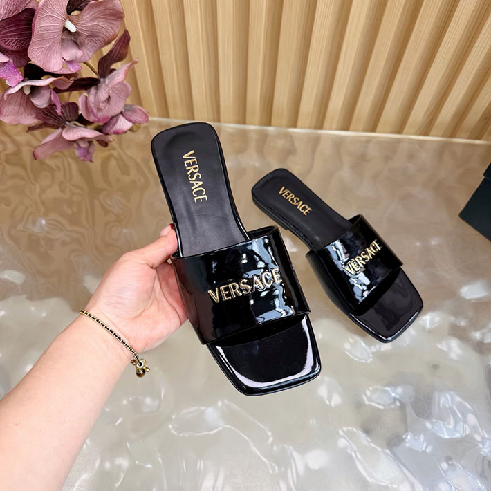 最高級ヴェルサーチェスーパーコピー VERSACE レディース サンダル・ミュール 10色から選べます 2631302 ヴェルサーチ サンダル レディース - 画像 (4)
